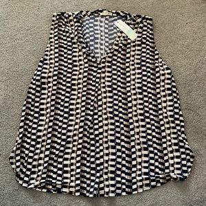 Sleeveless Modern Blouse